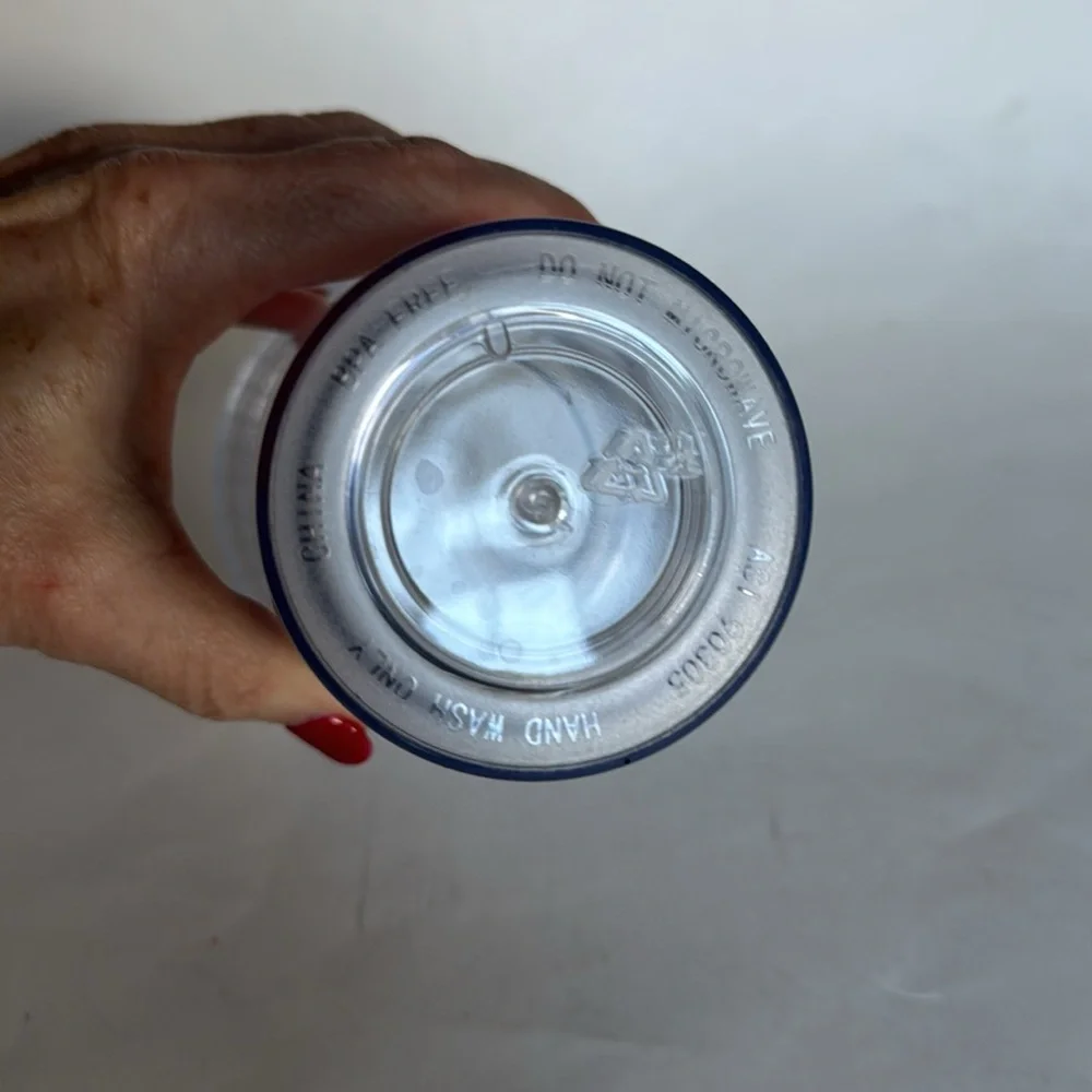 Plastic Drink Smoothie Cup with Screw Lid & Straw BPA-Free EUC